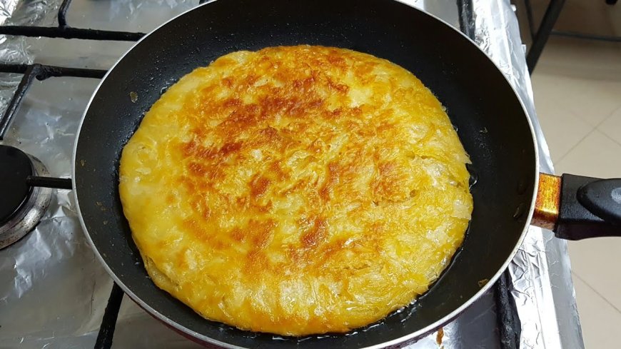 طريقة عمل فطيرة الطاسة بسهولة في المنزل.. وصفة اقتصادية بطعم الفطير المشلتت الأصلي