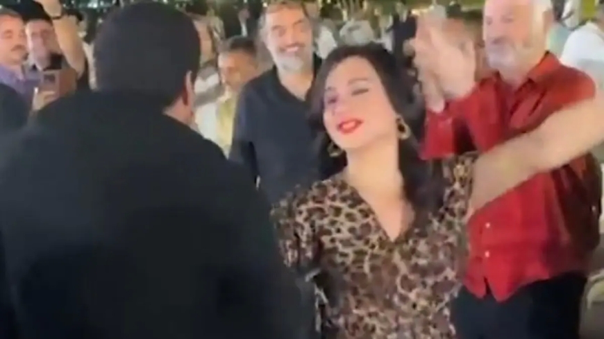 سلاف فواخرجي تعترف بندمها على رفض يحيى الفخراني وتكشف أسرارًا صادمة من حياتها الفنية