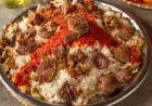طريقة عمل صلصة الفتة في البيت.. سر الطشة بالطعم المصري الأصيل