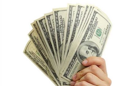 تراجع سعر الدولار اليوم في البنوك المصرية مع بداية التعاملات