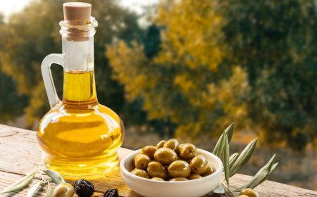 فوائد زيت الزيتون الصحية المذهلة لصحة القلب والدماغ والوقاية من الأمراض