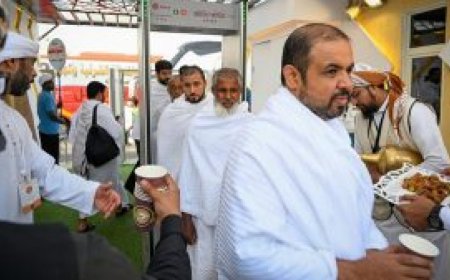 4 أنواع أطعمة تجنبها في الحج للحفاظ على الطاقة والصحة أثناء أداء المناسك