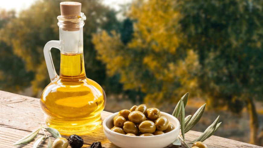 فوائد زيت الزيتون الصحية المذهلة لصحة القلب والدماغ والوقاية من الأمراض