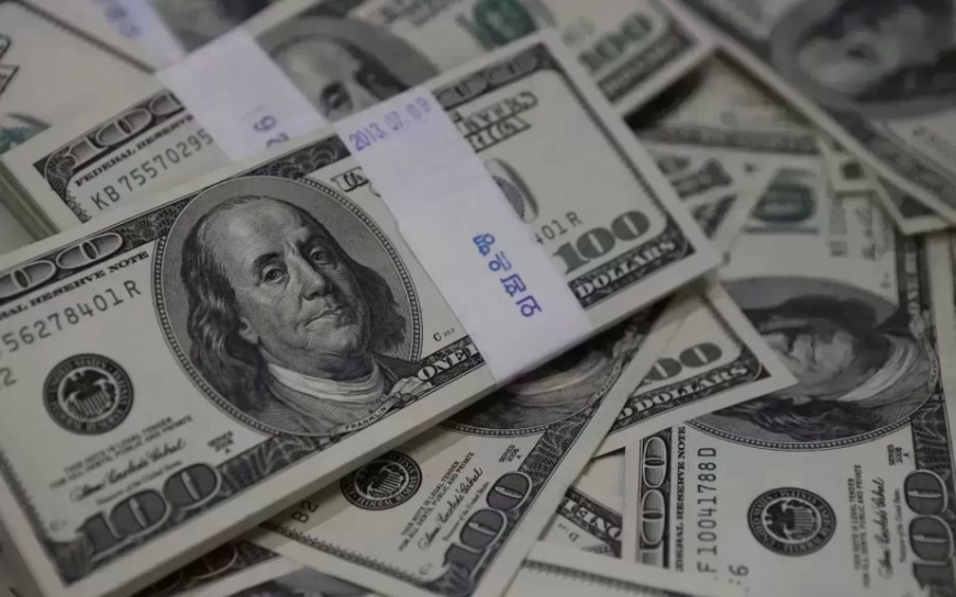 سعر الدولار اليوم في البنوك المصرية.. تباين الأخضر مع نهاية التعاملات