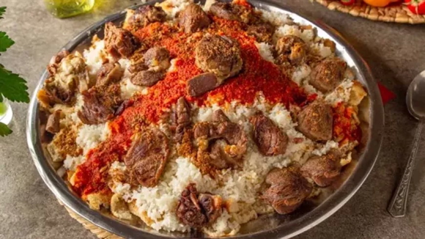طريقة عمل صلصة الفتة في البيت.. سر الطشة بالطعم المصري الأصيل