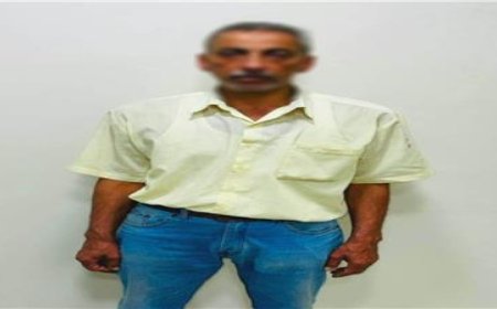 ضبط مسؤول تعليمي بالقليوبية لاتهامه بابتـ ـزاز "ولية أمر" مقابل نقل طالبة وتعديل درجاتها