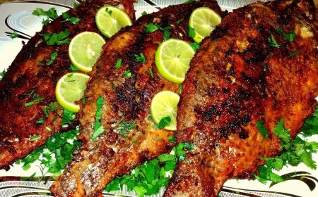 طريقة عمل سمك مشوي على الطريقة الأصلية… وصفة بحرية شهية بطعم المطاعم في المنزل