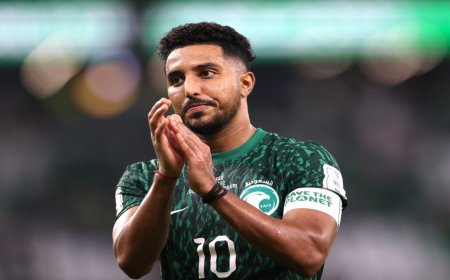 سالم الدوسري تحت الانتقادات رغم تعادل السعودية أمام أوروجواي