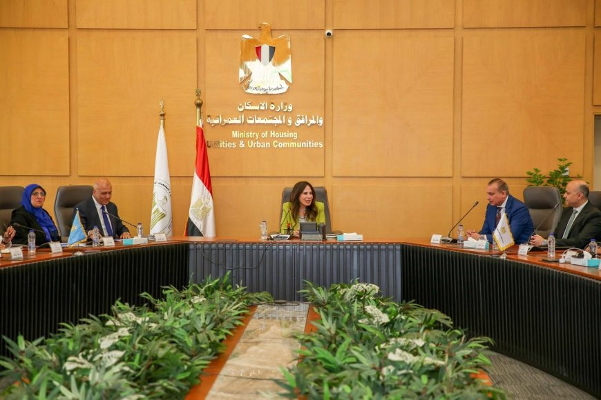 وزيرة الإسكان تتابع مشروعات المرافق بالقليوبية والعبور وتؤكد تسريع التنفيذ