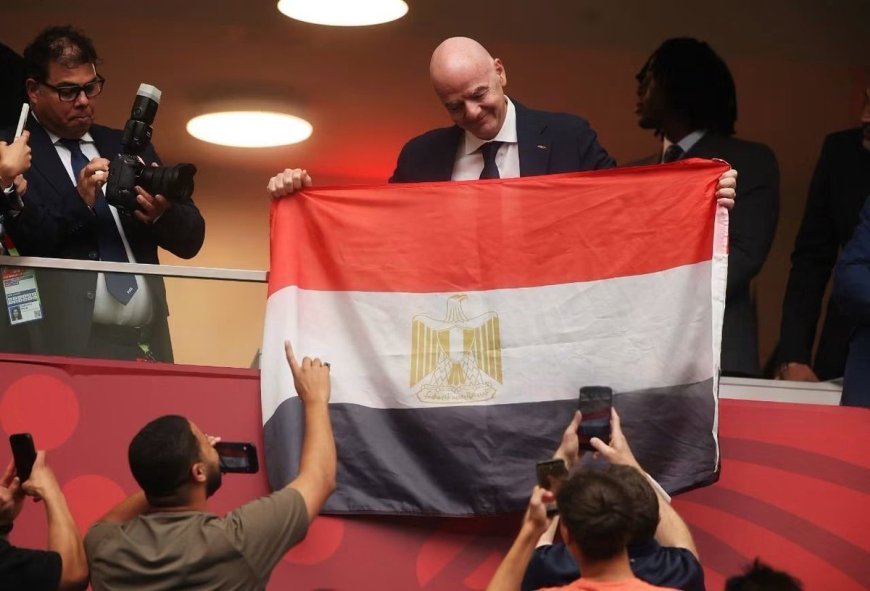 علاء مبارك مهاجمًا رئيس "فيفا": "دلدول ترامب ومفضوح"