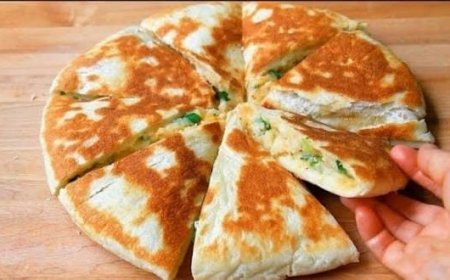 طريقة عمل فطائر البطاطس بمكونات بسيطة.. وصفة ذهبية شهية يحبها الكبار والصغار