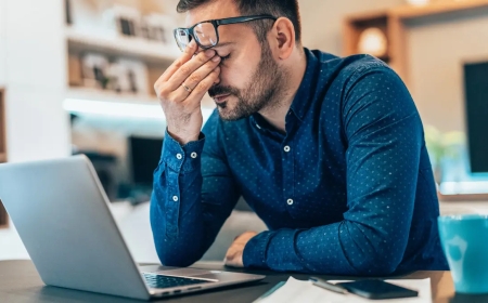 بتحتار كتير؟.. طبيب نفسي يكشف سر إرهاق اتخاذ القرار
