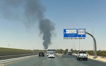 دخان وحريق وإلغاء عدد من الرحلات.. ماذا حدث قرب مطار الرياض؟