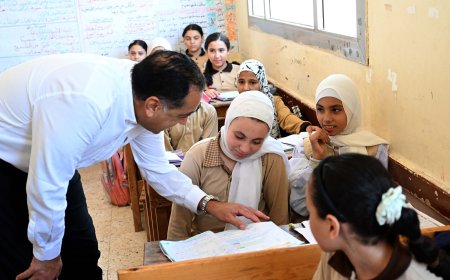 2100 جنيه للمعلمين.. تعرف على شروط صرف حافز التدريس