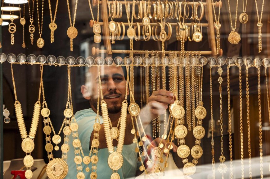 استقرار أسعار الذهب اليوم الجمعة 9 أكتوبر 2026.. عيار 21 بكام؟