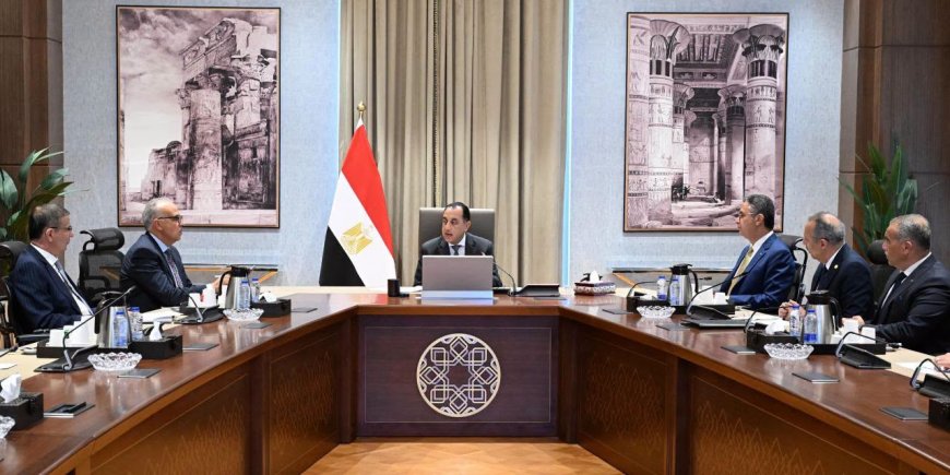 مدبولي يستعرض محاور الأمن الغذائي والمائي في منتدى مصر 2026