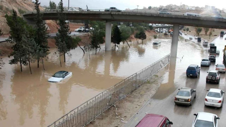 سيول الأردن تودي بحياة فتاة.. والبحث مستمر عن مفقودين